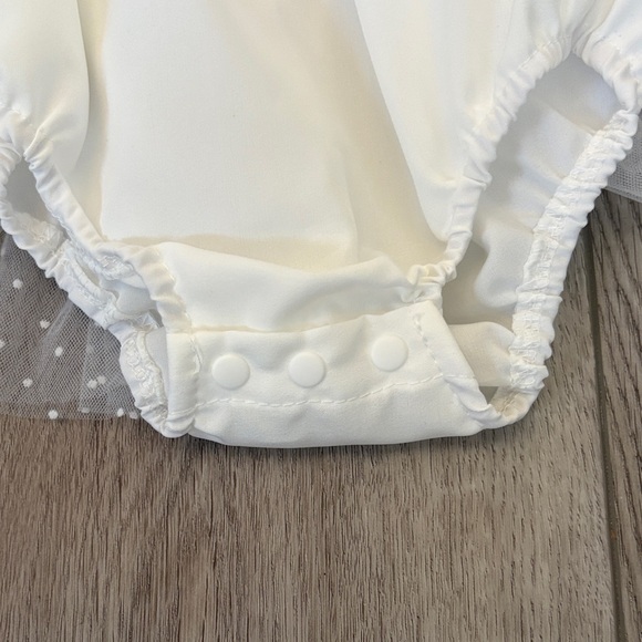 White Tulle Baby Dress with Headband - Picture 5 of 7